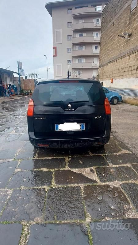 Usata Peugeot 5008 2012 Nero Monovolume