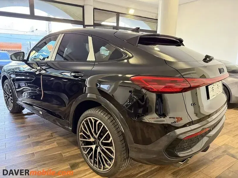 Nuova Audi Q5 Sportback 204 CV (150 kW) 2026 Nero SUV