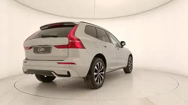 Usata Volvo XC60 Plus 253 CV (186 kW) 2024 Grigio SUV