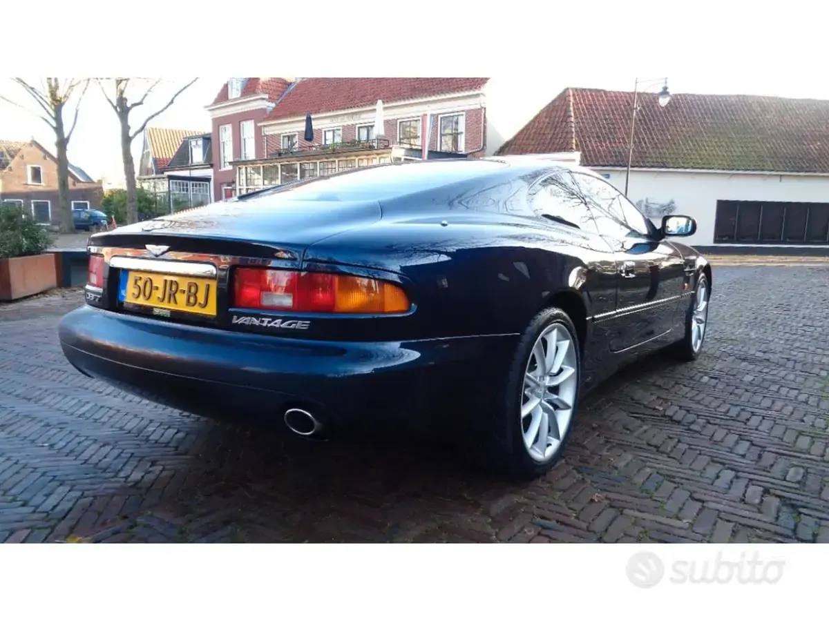Usata Aston Martin DB7 420 CV (308 kW) 2002 Blu/azzurro Coupé