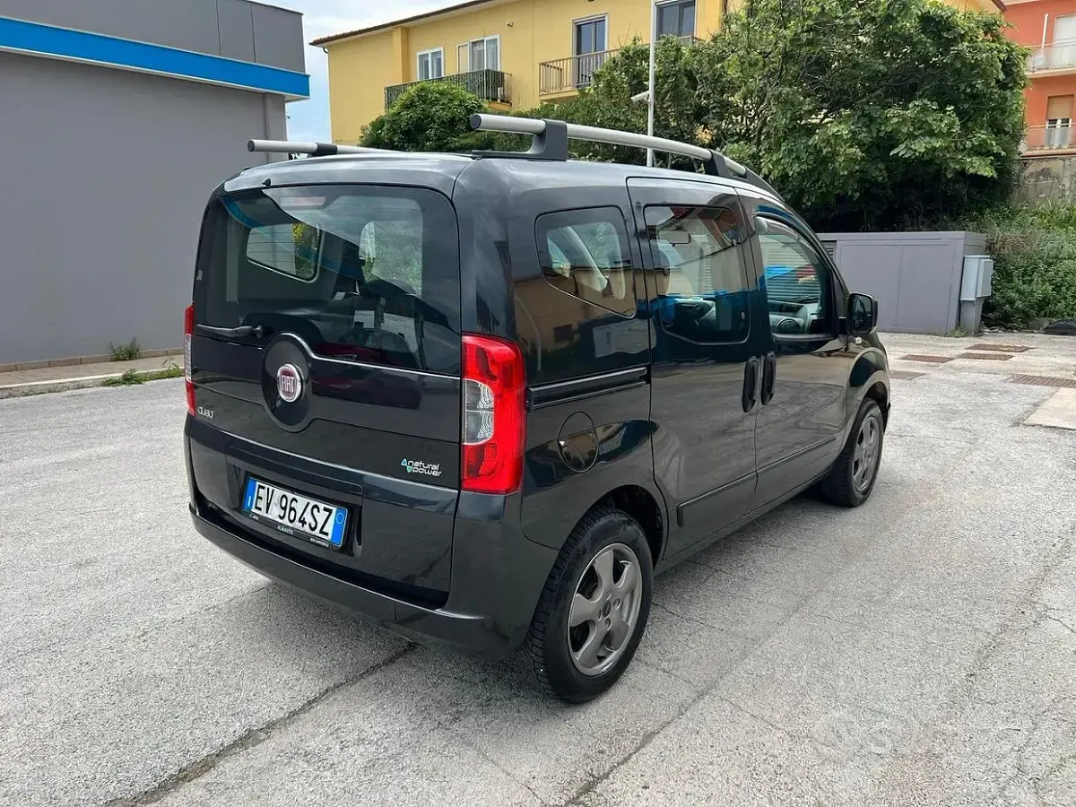 Usata Fiat Qubo Trekking 70 CV (51 kW) 2014 Nero Monovolume