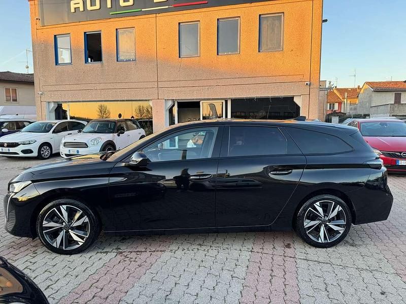 Usata Peugeot 308 SW Allure 131 CV (96 kW) 2023 Nero Station wagon