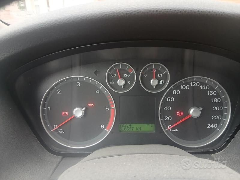 Usata Ford Focus 115 CV (84 kW) 2006
