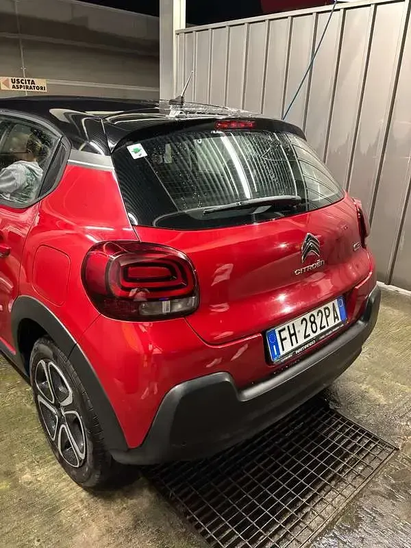 Usata Citroën C3 Shine 75 CV (55 kW) 2017 Rosso Berlina