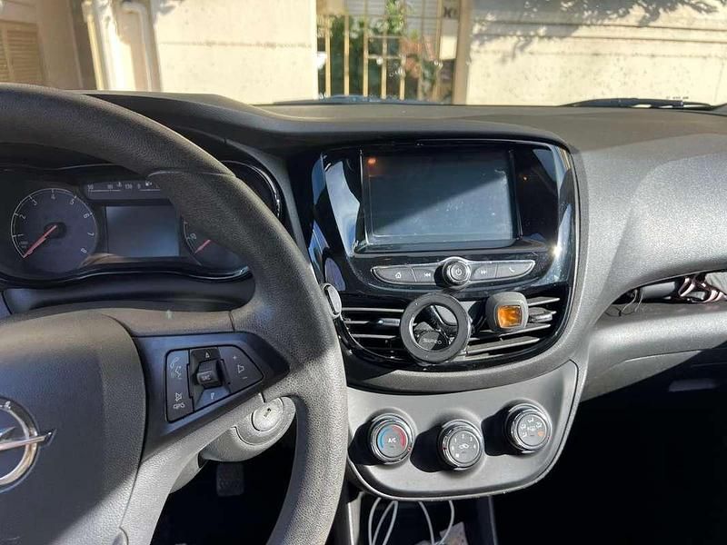Usata Opel Karl Rocks 73 CV (53 kW) 2018 Verde Utilitaria