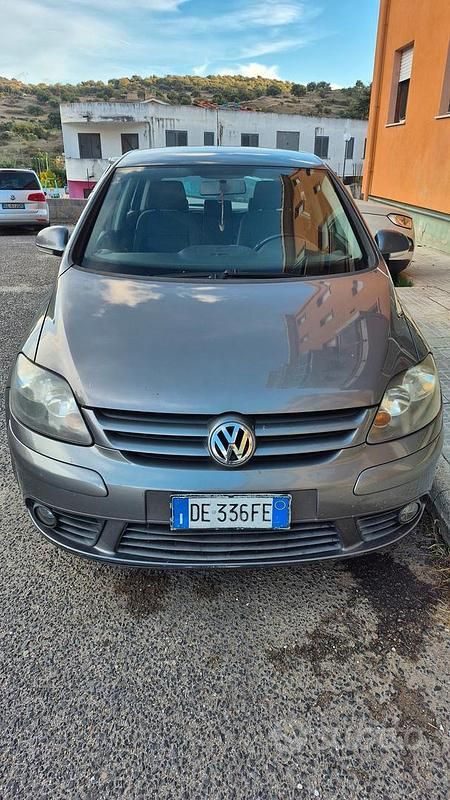 Usata 2006 VW Golf Plus Monovolume | 3000 € - Immagine 1/4