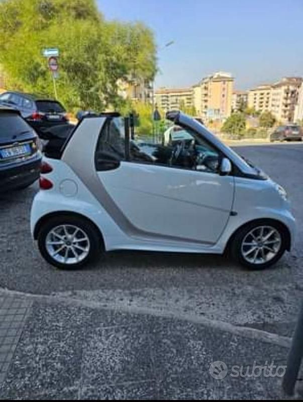 Usata Smart ForTwo Cabrio Passion 54 CV (39 kW) 2011 Bianco Cabrio