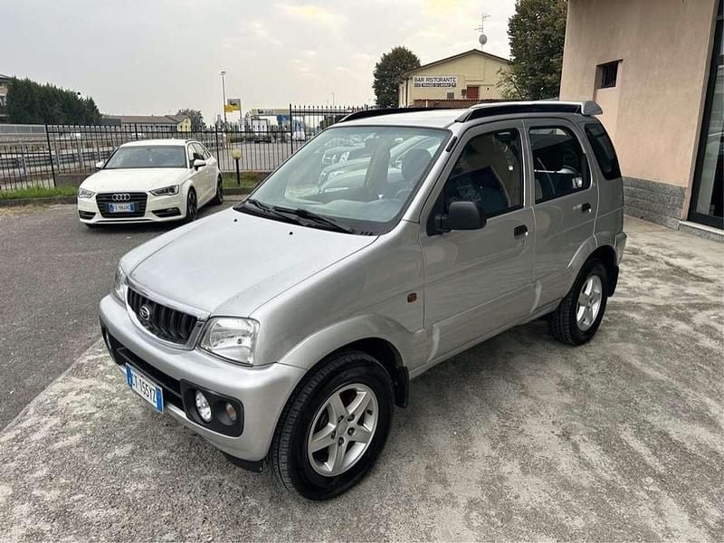 Argento Usata 2005 Daihatsu Terios SUV | 6000 € (Buon prezzo) - Immagine 1/4