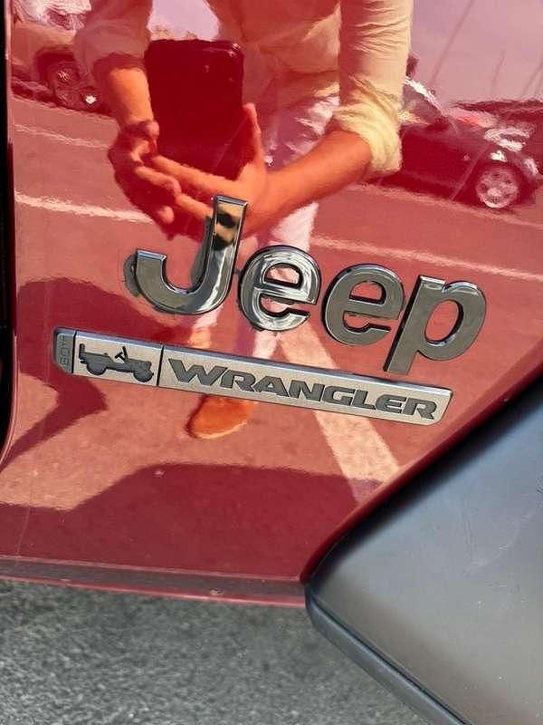 Usata Jeep Wrangler Sahara 272 CV (200 kW) 2021 SUV