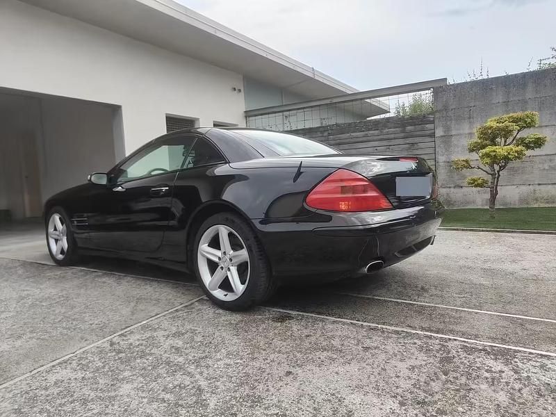Usata Mercedes SL350 2006 Nero Cabrio