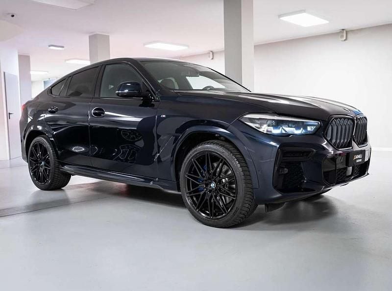 Usata BMW X6 M Sport 286 CV (210 kW) 2022 Blu metallizzato SUV