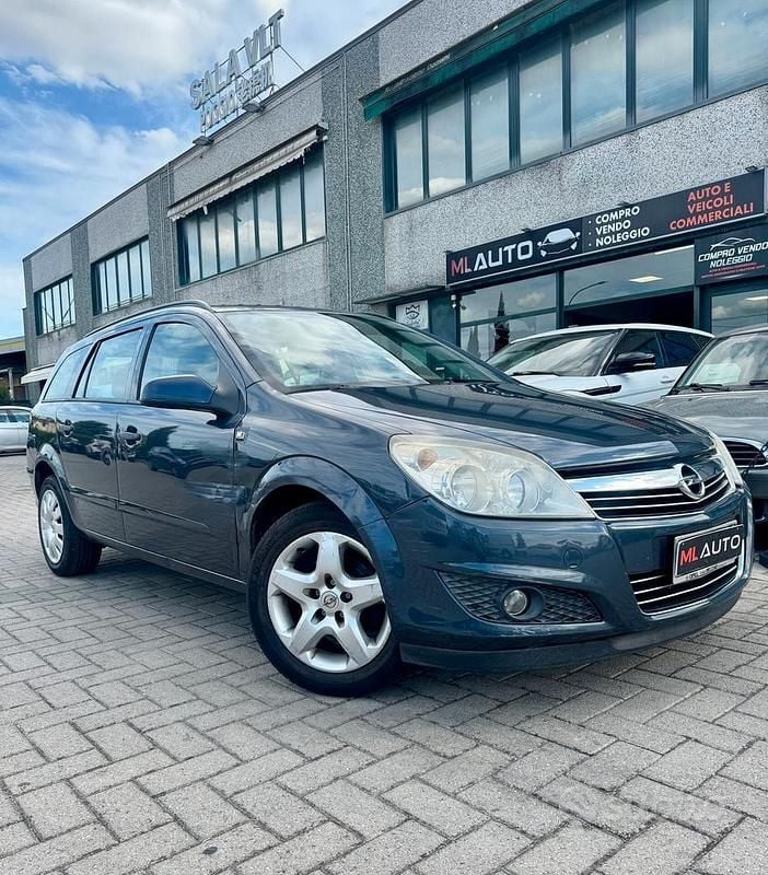 Blu Usata 2008 Opel Astra Cosmo Station wagon | 1990 € (Buon prezzo) - Immagine 1/4