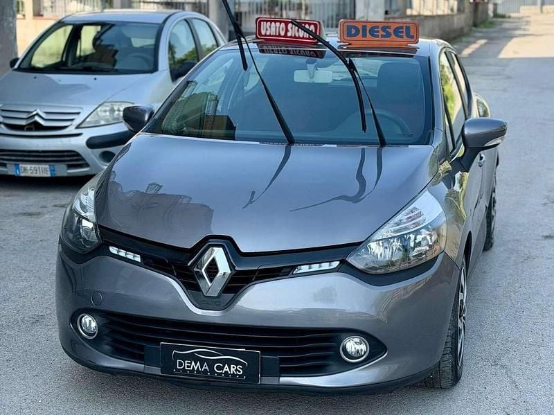 Usata Renault Clio IV 75 CV (55 kW) 2014 Grigio Berlina