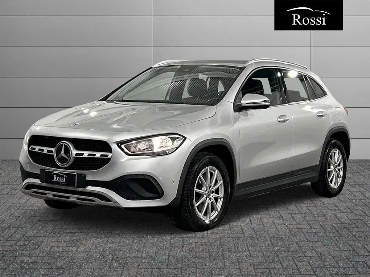 Usata Mercedes GLA180 Business 116 CV (85 kW) 2021 SUV