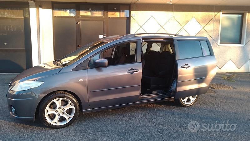Usata Mazda 5 143 CV (105 kW) 2009 Blu Monovolume