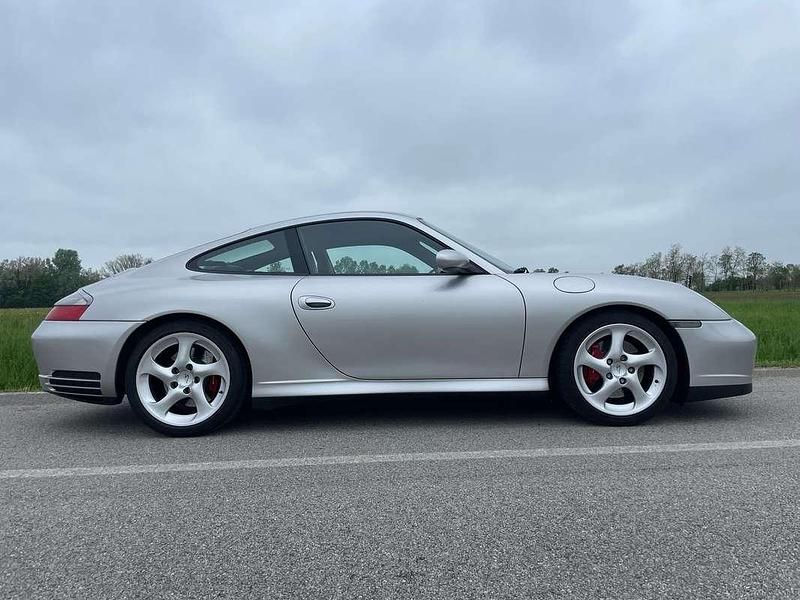 Usata Porsche 911 Carrera 4S 320 CV (235 kW) 2002 Coupé