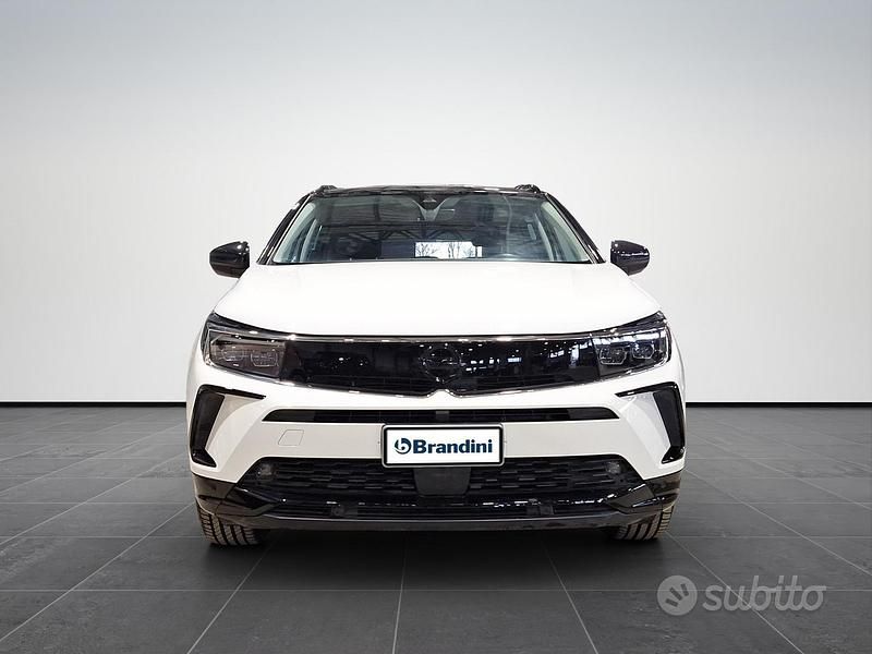 Usata Opel Grandland X 225 CV (165 kW) 2025 Bianco tetto nero SUV