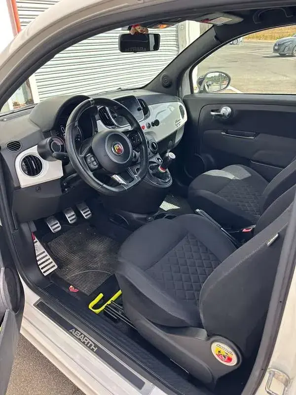 Usata Abarth 595 145 CV (106 kW) 2021 Bianco Utilitaria