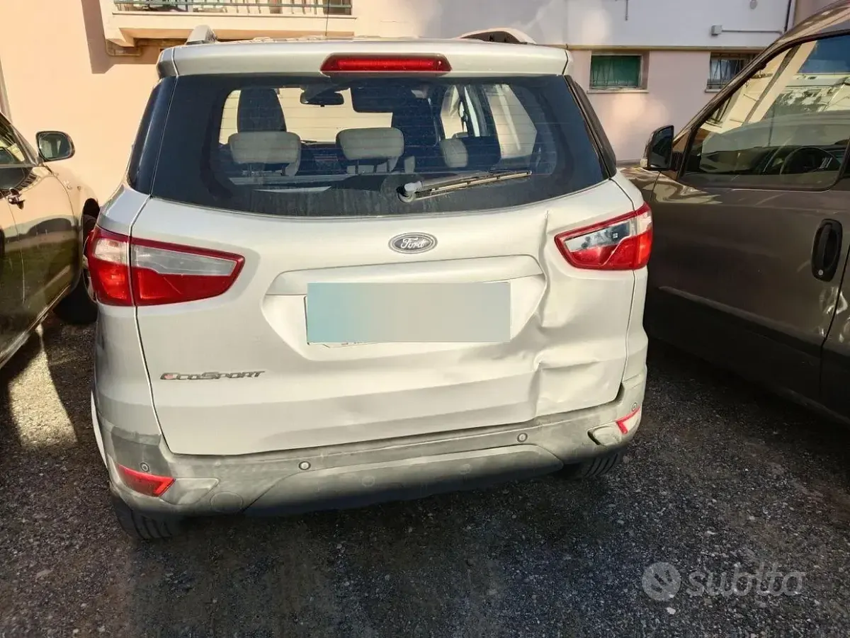 Usata Ford Ecosport 95 CV (69 kW) 2015 Grigio SUV