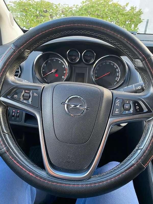 Usata Opel Meriva Edition 120 CV (88 kW) 2013 Monovolume