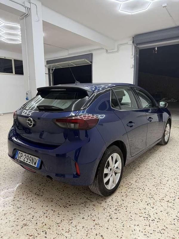 Usata Opel Corsa Edition 101 CV (74 kW) 2021 Blu/azzurro Utilitaria