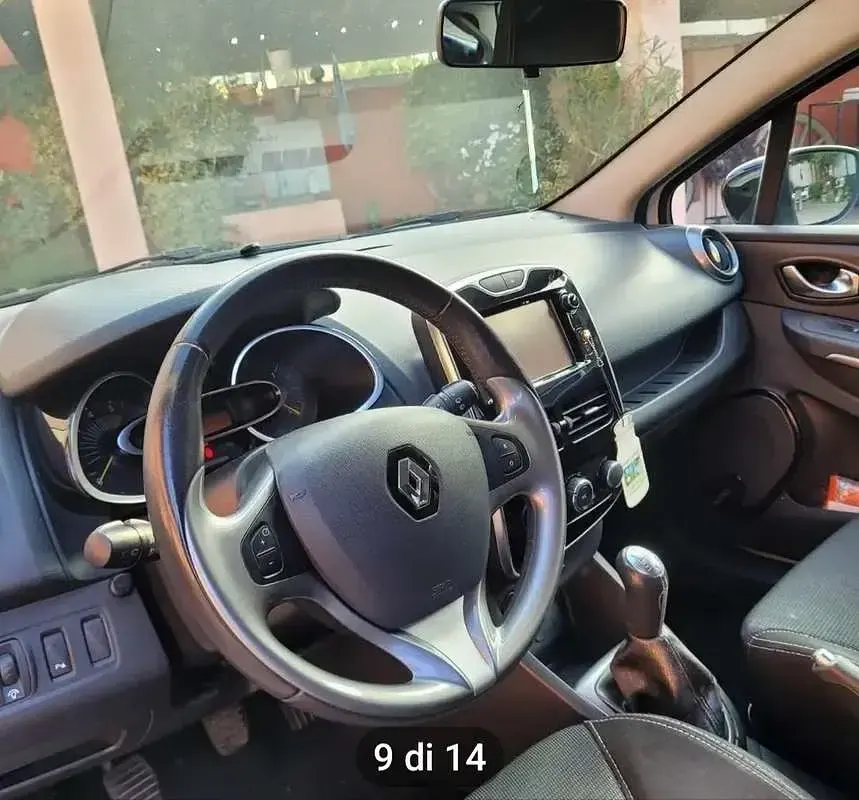 Usata Renault Clio GrandTour 75 CV (55 kW) 2015 Bianco Station wagon
