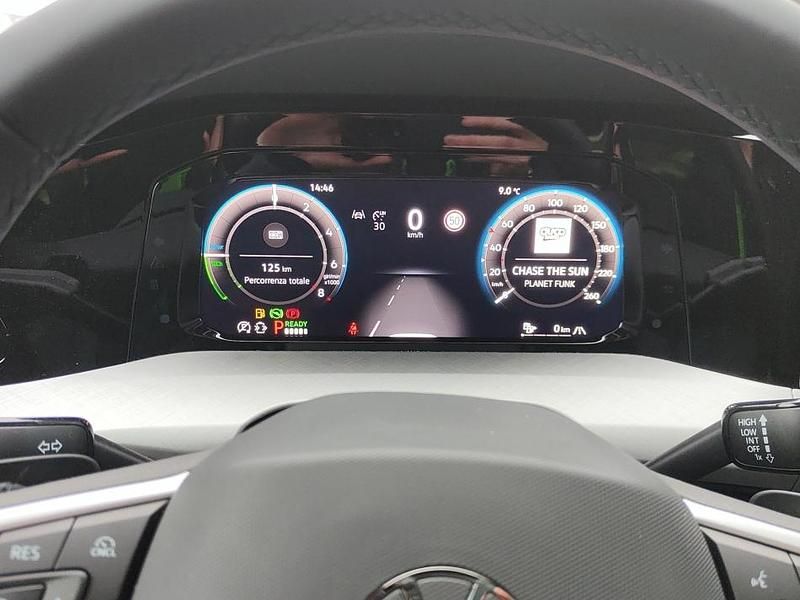 Nuova VW Golf VIII Edition 204 CV (150 kW) 2025 Grigio Utilitaria