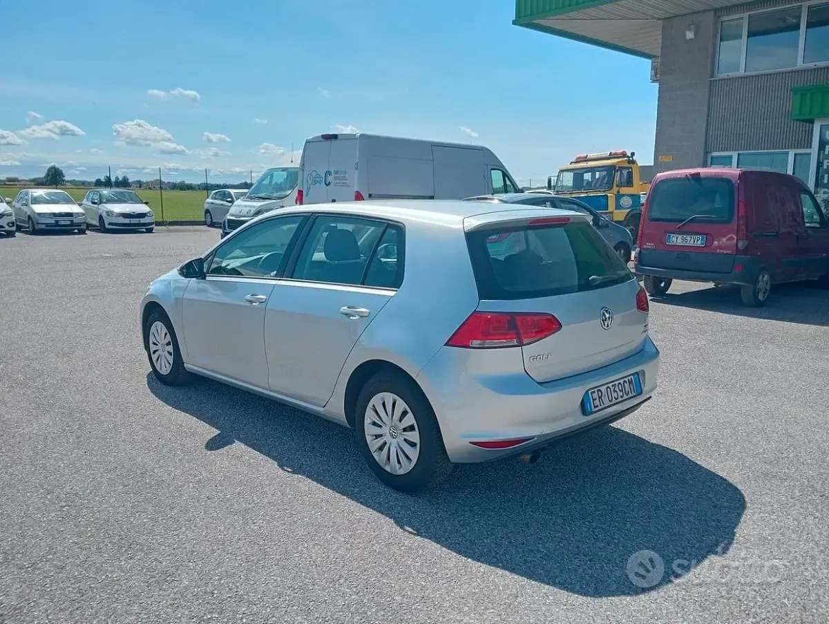 Usata VW Golf VII 105 CV (77 kW) 2013 Grigio Berlina
