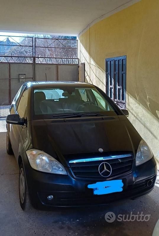Usata Mercedes A150 95 CV (69 kW) 2010 Nero Monovolume