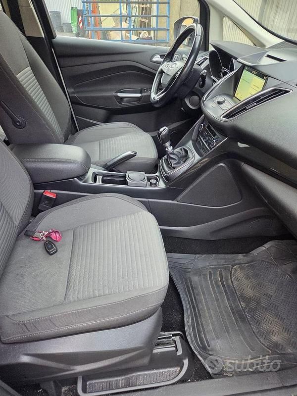 Begagnad Ford C-MAX 120 HK (88 kW) 2019 Grå Minibuss