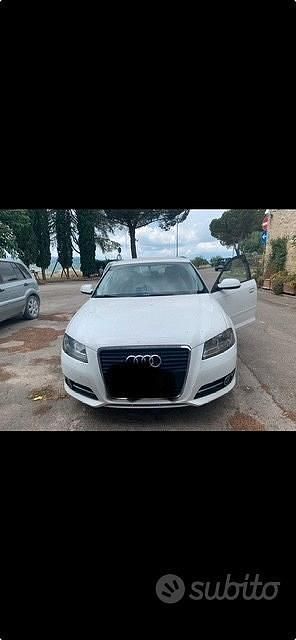 Usata Audi A3 Ambiente 90 CV (66 kW) 2011 Bianco Utilitaria