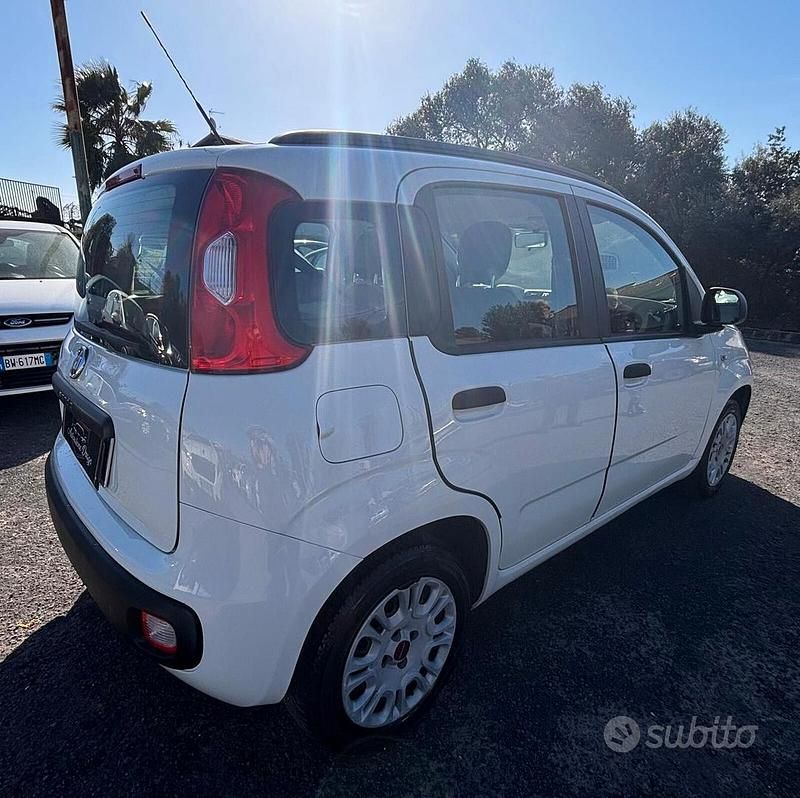 Usata Fiat Panda Pop 69 CV (50 kW) 2014 Bianco Utilitaria