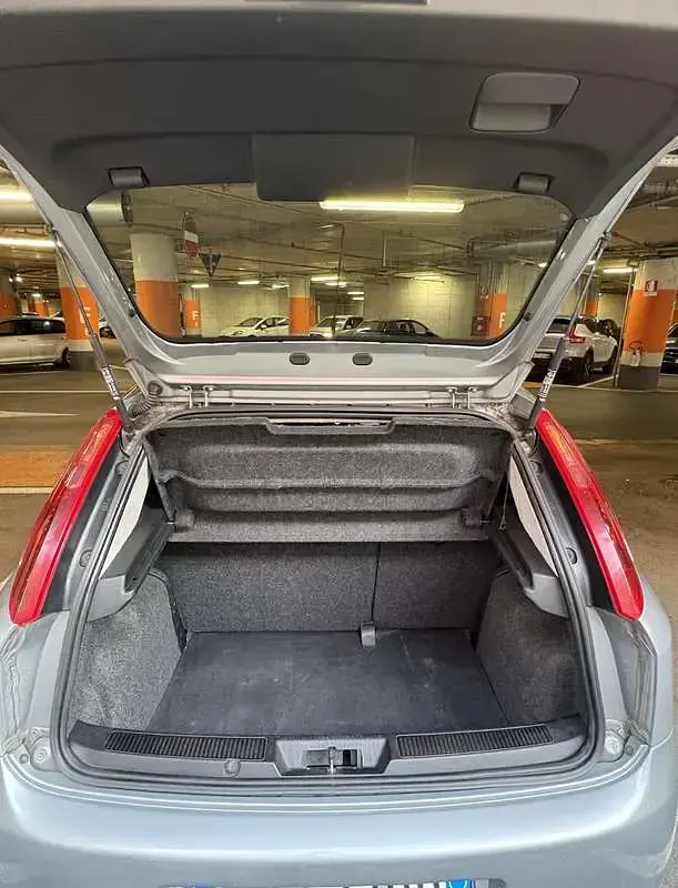 Usata Fiat Grande Punto 75 CV (55 kW) 2008 Utilitaria