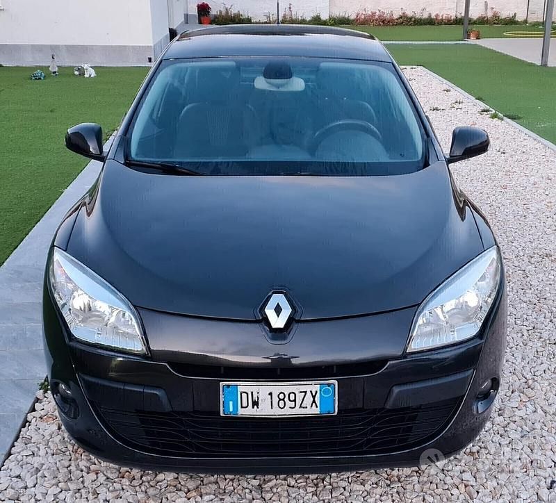 Usata Renault Mégane Dynamique 131 CV (96 kW) 2009 Nero Berlina