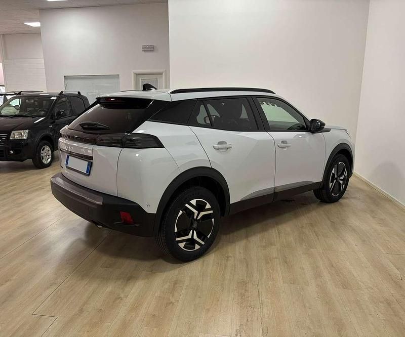 Nuova Peugeot 2008 Allure 101 CV (74 kW) 2025 Bianco SUV