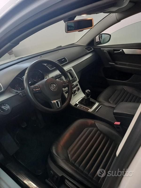 Usata VW Passat 116 CV (85 kW) 2014 Bianco Station wagon
