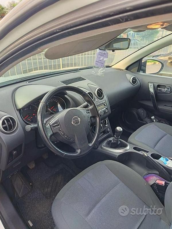 Usata Nissan Qashqai 115 CV (84 kW) 2010 Bianco SUV