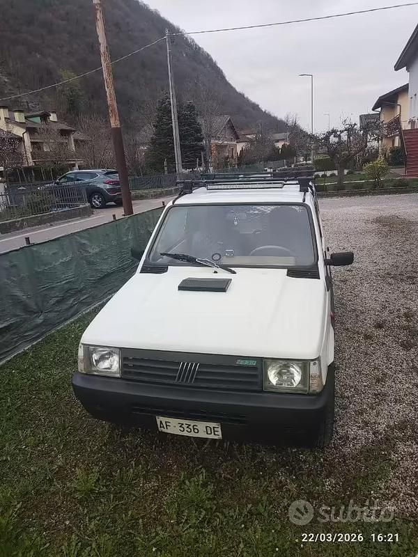 Usata Fiat Panda 4x4 54 CV (39 kW) 1995 Bianco Utilitaria