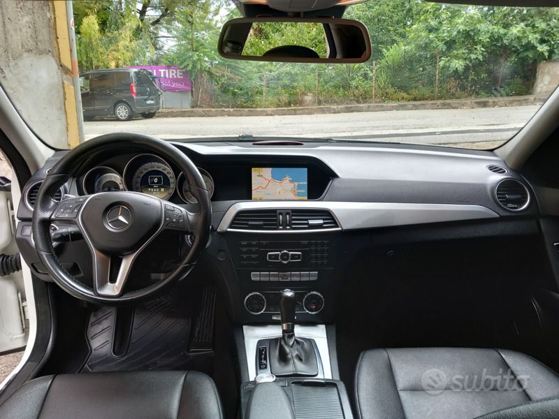 Usata Mercedes C200 184 CV (135 kW) 2012 Bianco Berlina