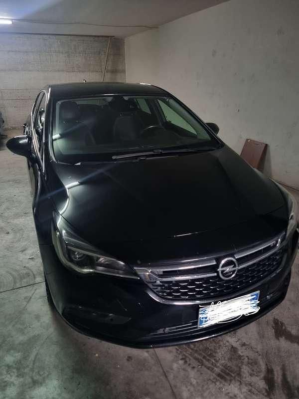 Usata Opel Astra Innovation 110 CV (80 kW) 2017 Berlina