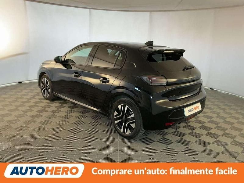Usata Peugeot 208 Allure 101 CV (74 kW) 2025 Nero Utilitaria