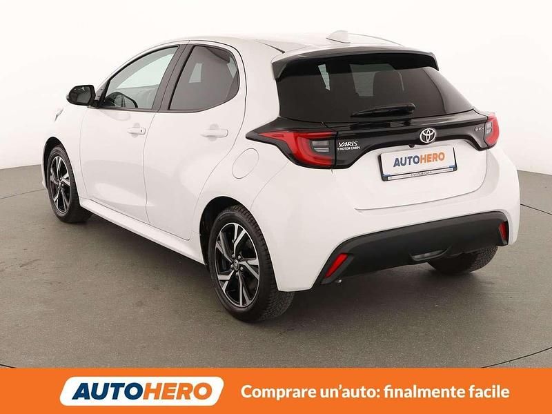 Usata Toyota Yaris Hybrid Trend 92 CV (67 kW) 2024 Bianco Utilitaria