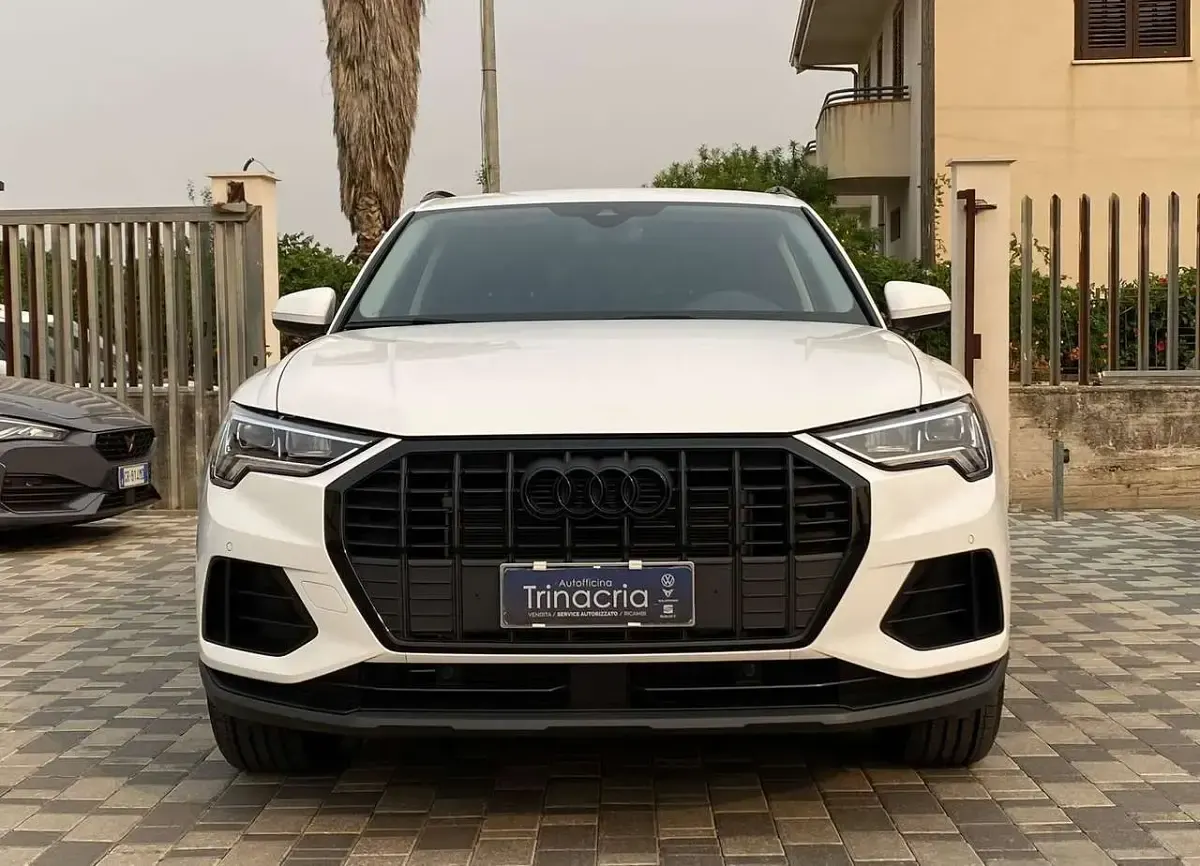 Usata Audi Q3 Business 245 CV (180 kW) 2022 Bianco SUV