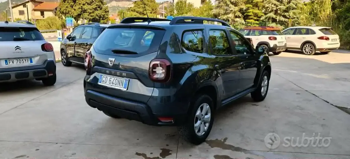 Usata Dacia Duster Comfort 101 CV (74 kW) 2021 Grigio SUV