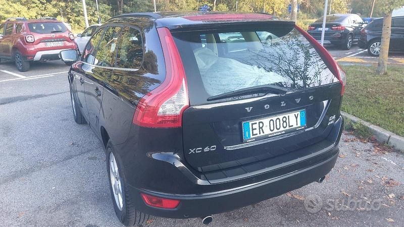 Usata Volvo XC60 Momentum 163 CV (119 kW) 2013 Nero SUV