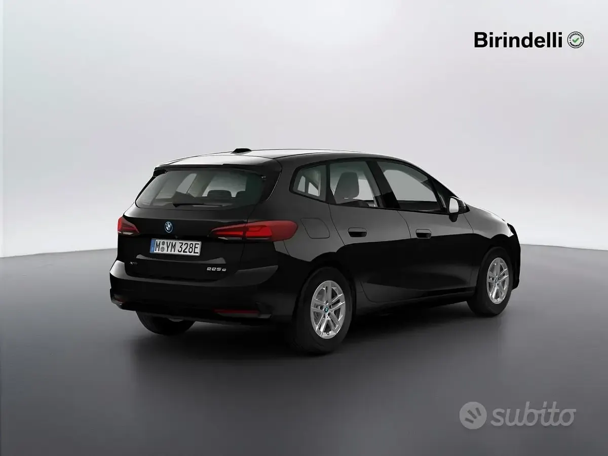 Usata BMW 225 Active Tourer 244 CV (179 kW) 2026 Nero Monovolume