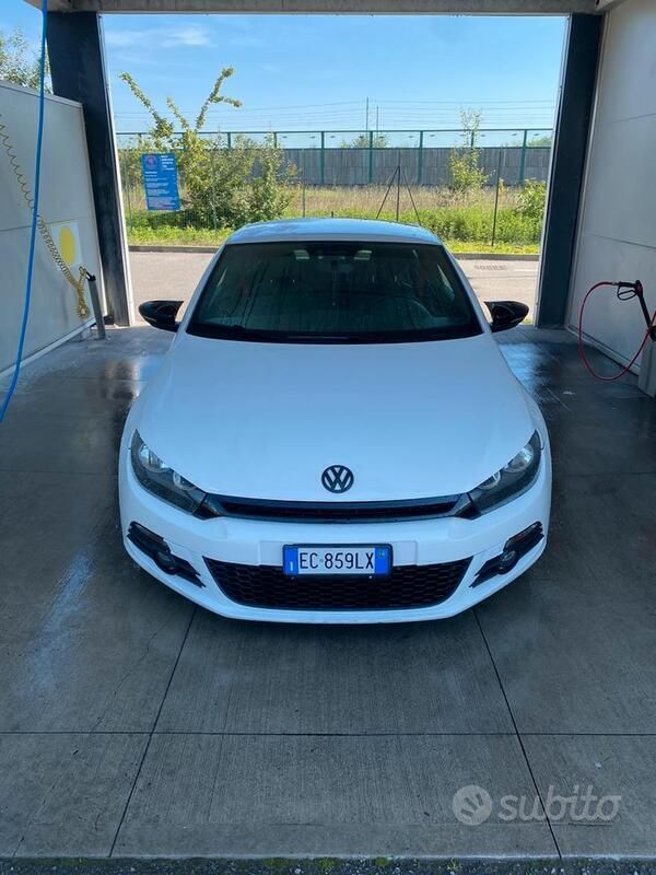 Bianco Usata 2010 VW Scirocco Coupé | 10.000 € (Molto cara) - Immagine 1/4
