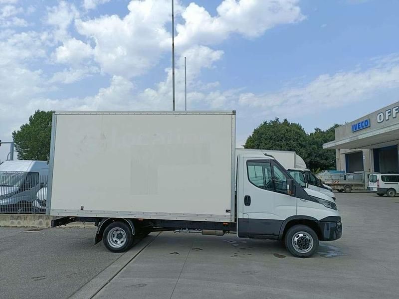 Usata Iveco Daily 160 CV (117 kW) 2019 Bianco Furgone