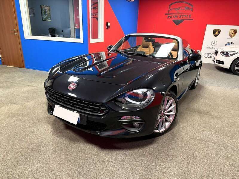 Nero Usata 2017 Fiat 124 Spider Lusso Cabrio | 18.989 € (Ottimo prezzo) - Immagine 1/4