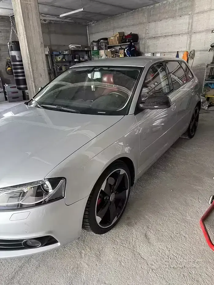 Usata Audi A3 200 CV (147 kW) 2011 Grigio Utilitaria